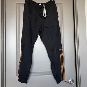 Ivy Park 4All Cargo Sweatpants